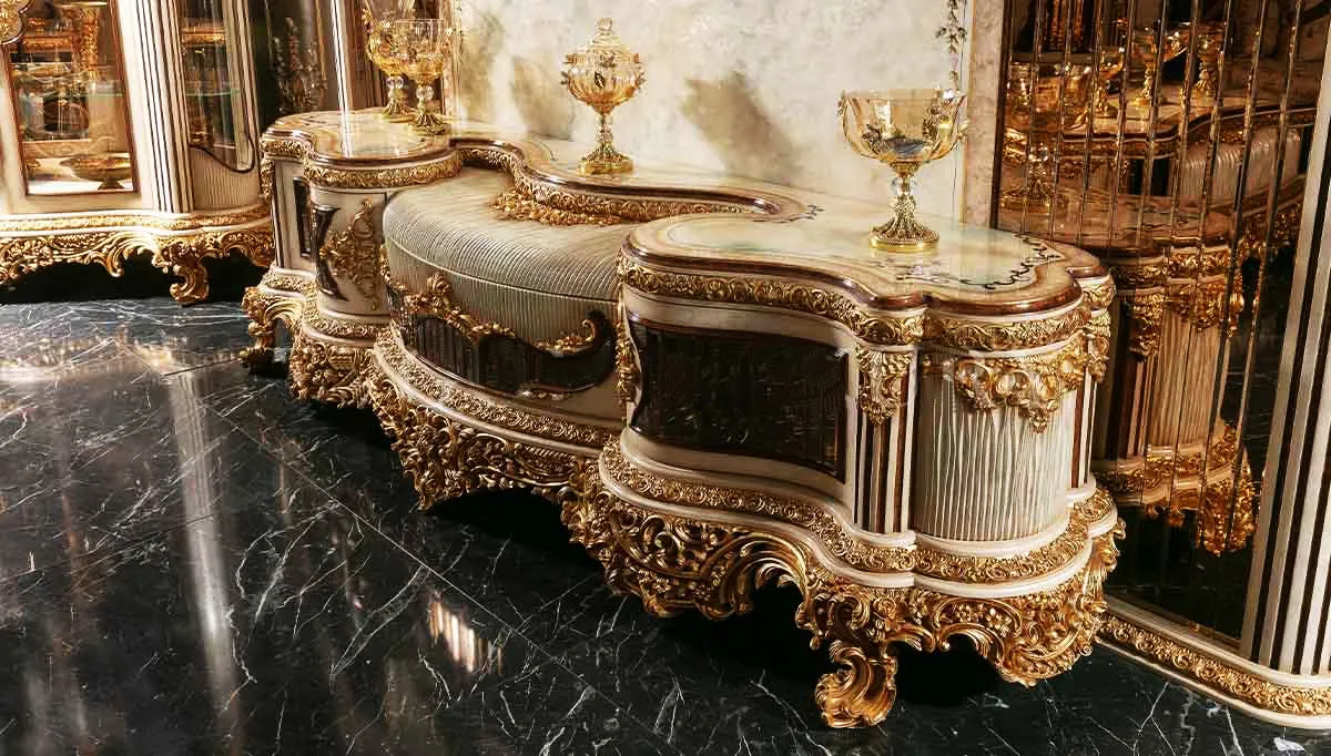 Classic And Royal Shining TV Unit
