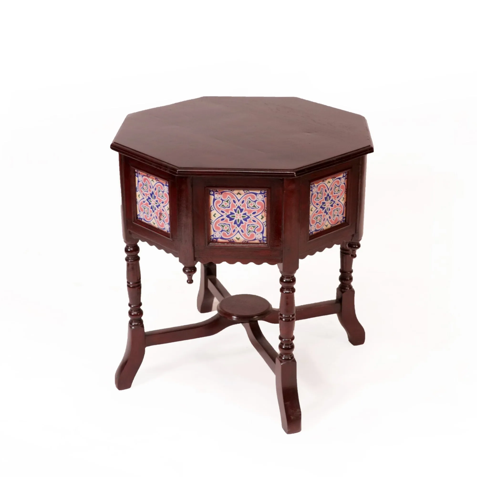 Classic Traditional Hexagonal Tiled Table