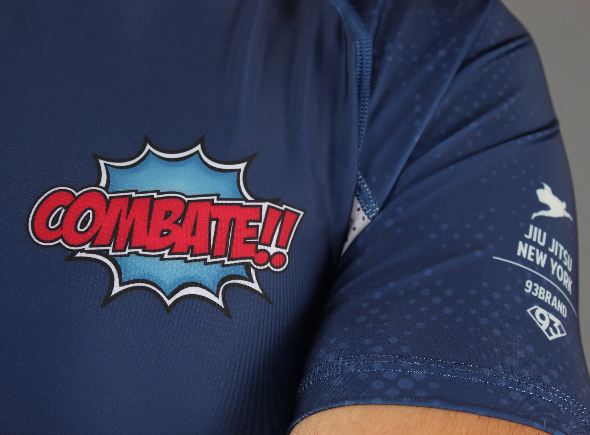 COMBATE Rash Guard