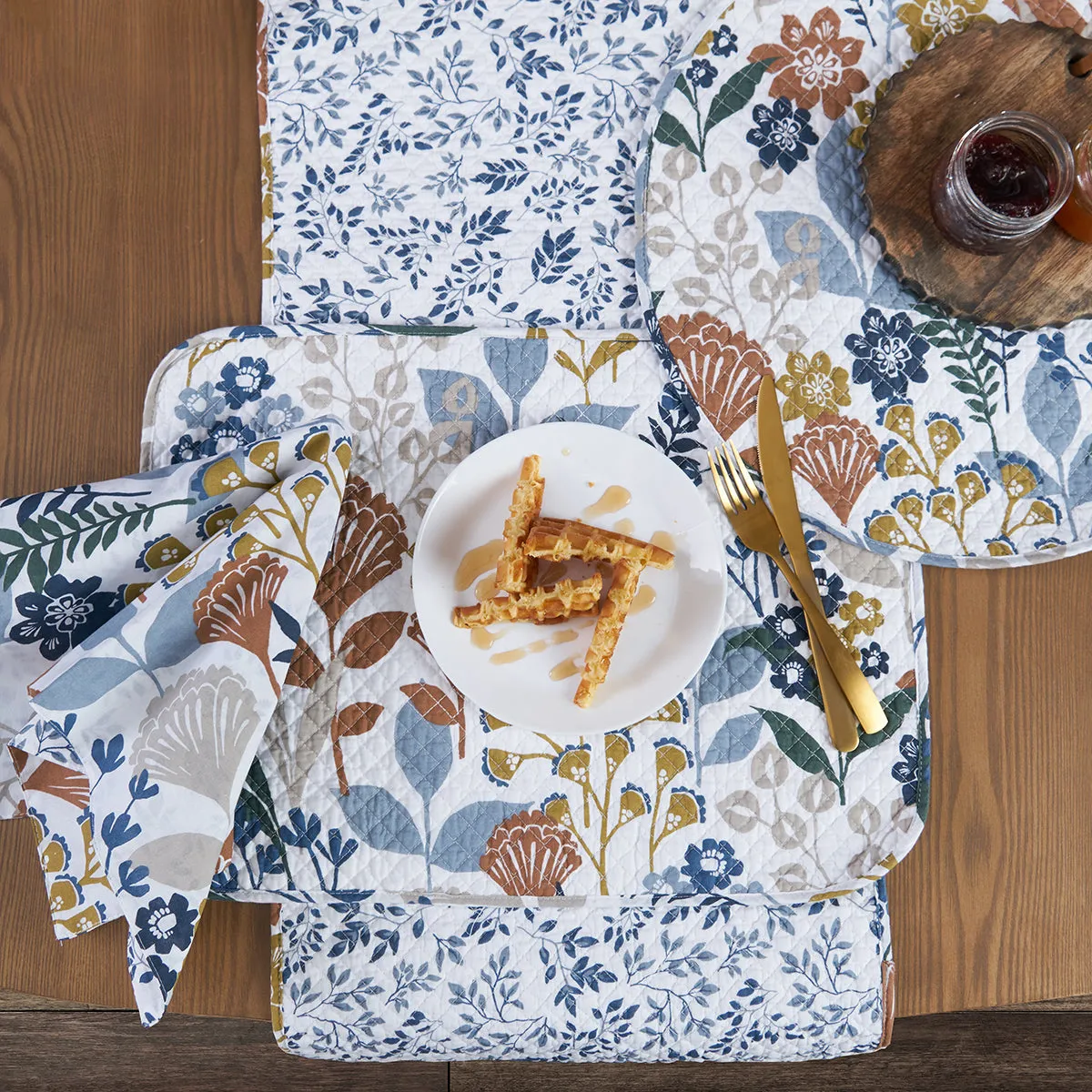 Delilah Table Linens