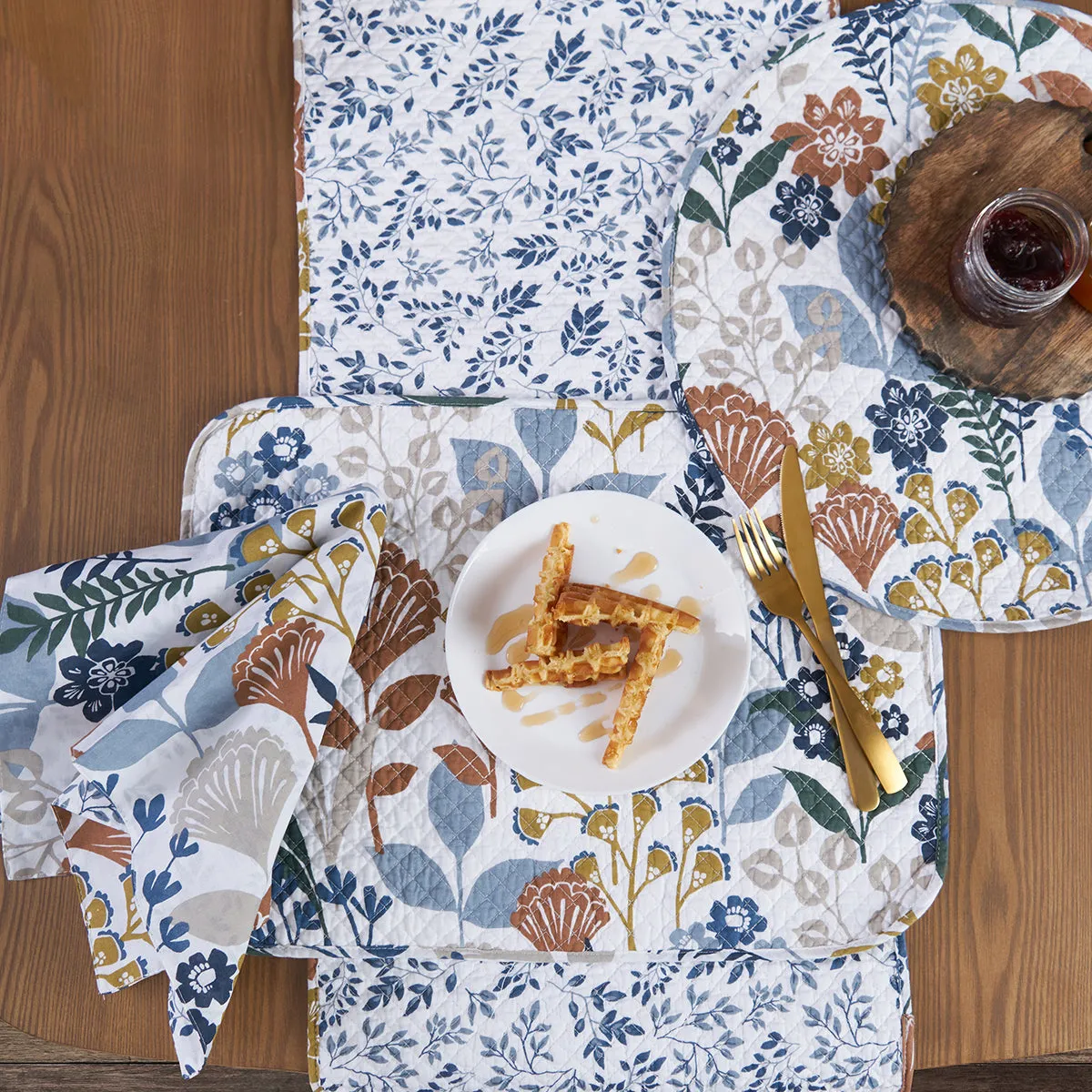 Delilah Table Linens