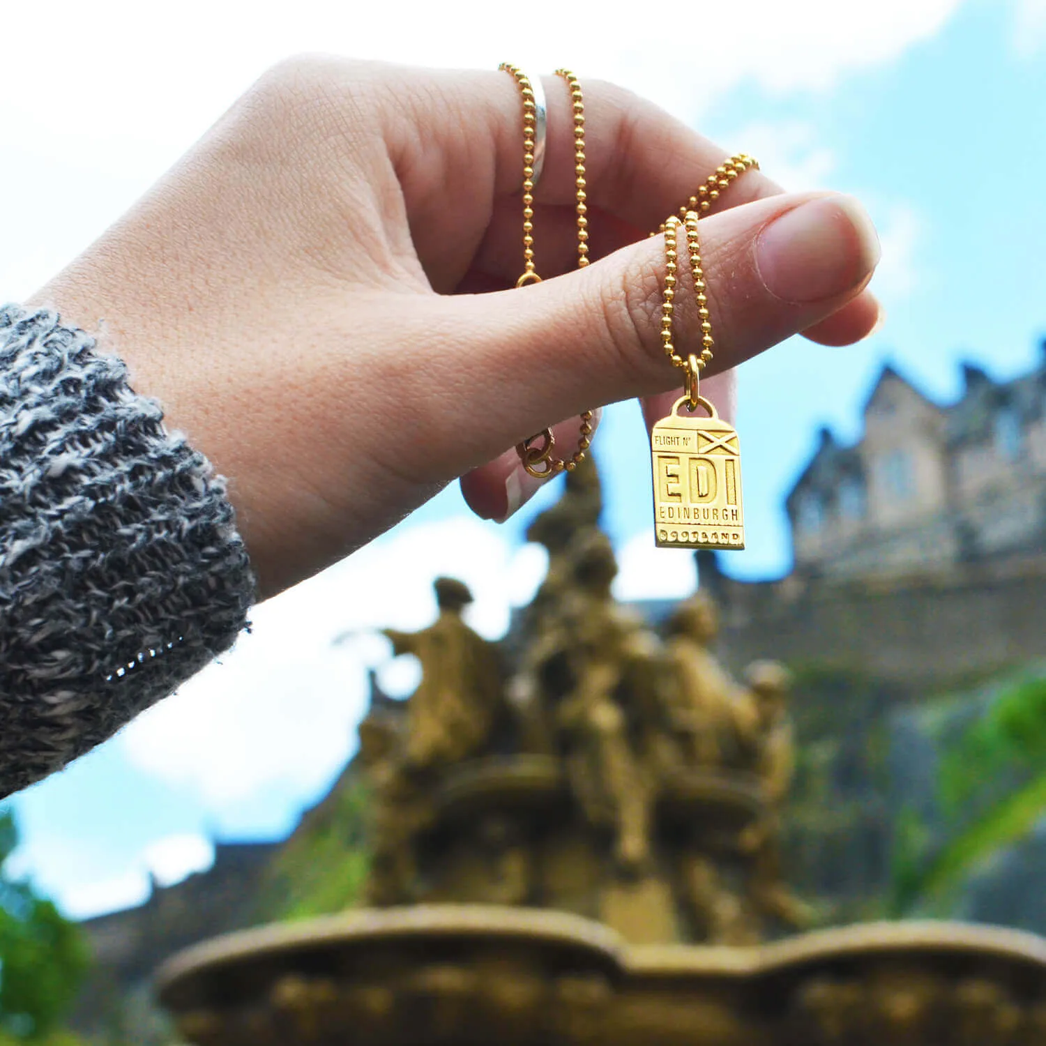 Edinburgh Scotland EDI Luggage Tag Charm Solid Gold