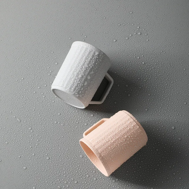 Minimalist Plastic Toothbrush Cup, HG0081