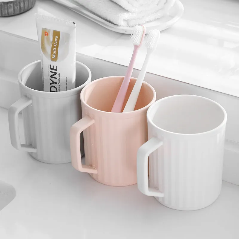 Minimalist Plastic Toothbrush Cup, HG0081