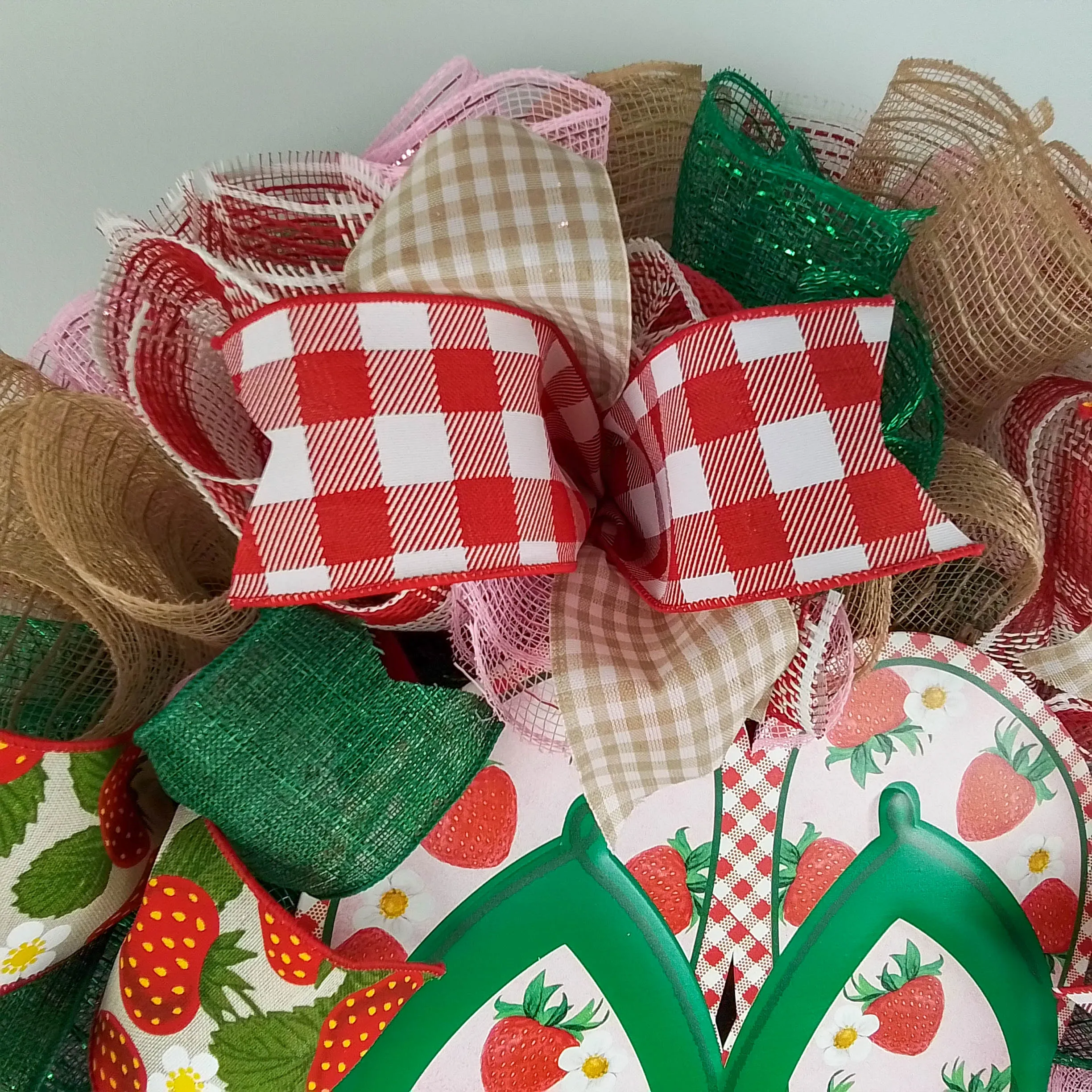 Strawberry Bliss Door Wreath - Whimsical Summer Decor -Flip Flop Wreath - Pink Green Jute